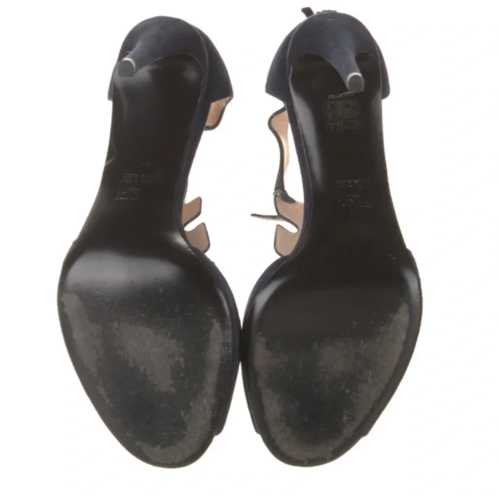 Authentic Fendi Croc-Tail T-Strap Leather Evening Sandal In Navy Leather - Picture 6 of 8